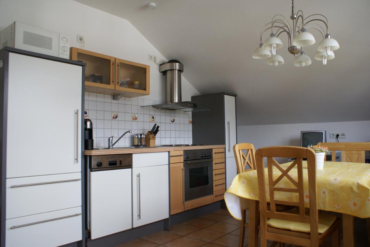 Zimmer Mit Gartenblick Kolín nad Rýnem Exteriér fotografie